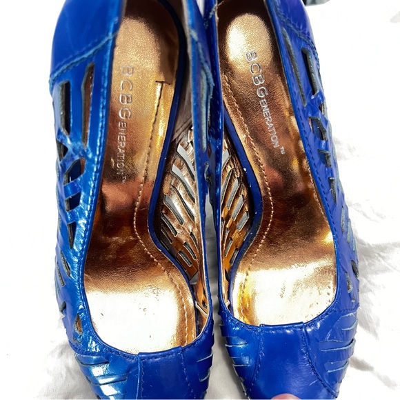 Bcbgeneration blue platform pumps - Picture 7 of 8